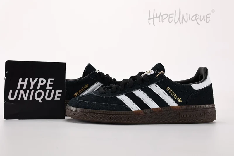 Handball Spezial Black Gum Reps