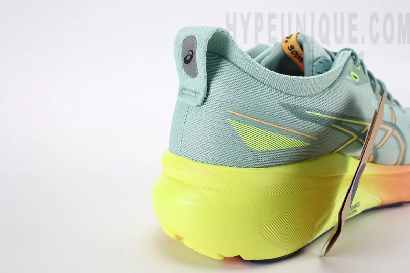 Gel Kayano 31 Wide ' Light Celadon/Safety Yellow'