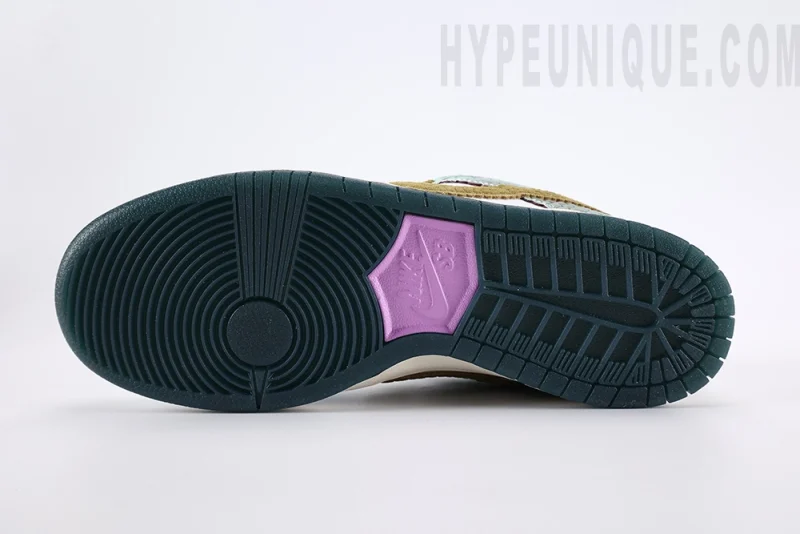 the dark green sole