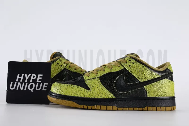 Dunk Low 'Halloween Skull' HV6103-300