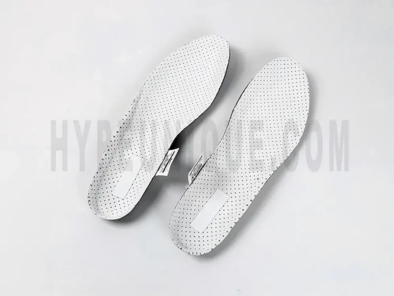 the 2 pairs of white sole