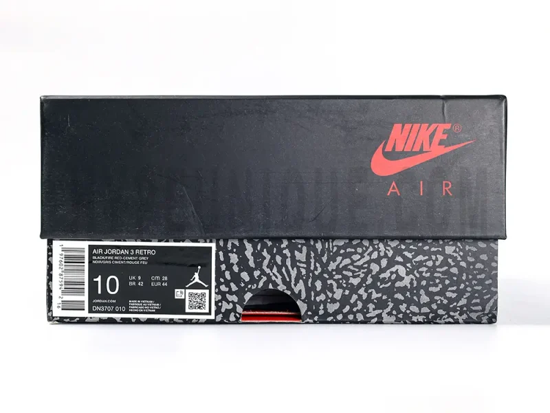 Black camouflage shoe box