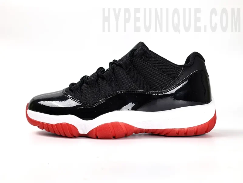 Jordan 11 Low “Bred”