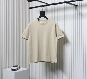 AMI 25SS Embroidered Heart T-Shirt