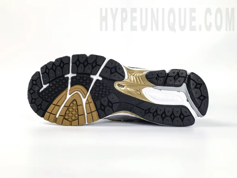 the black outsole