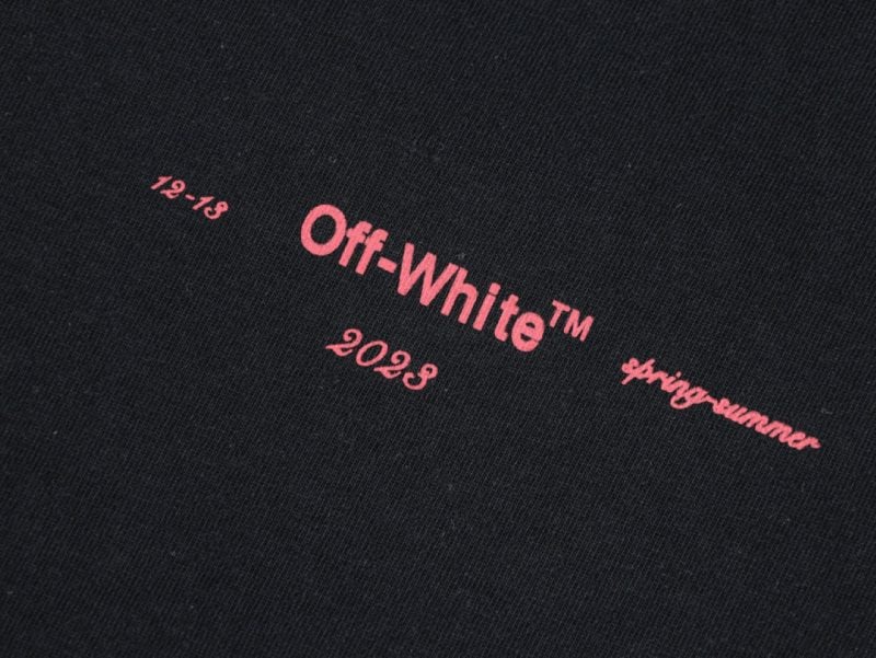 Off-White Colorful Dye Arrow Print T-Shirt