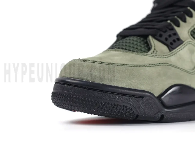 green toe box