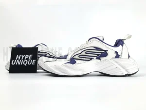 Monday Shoe in Navy/white