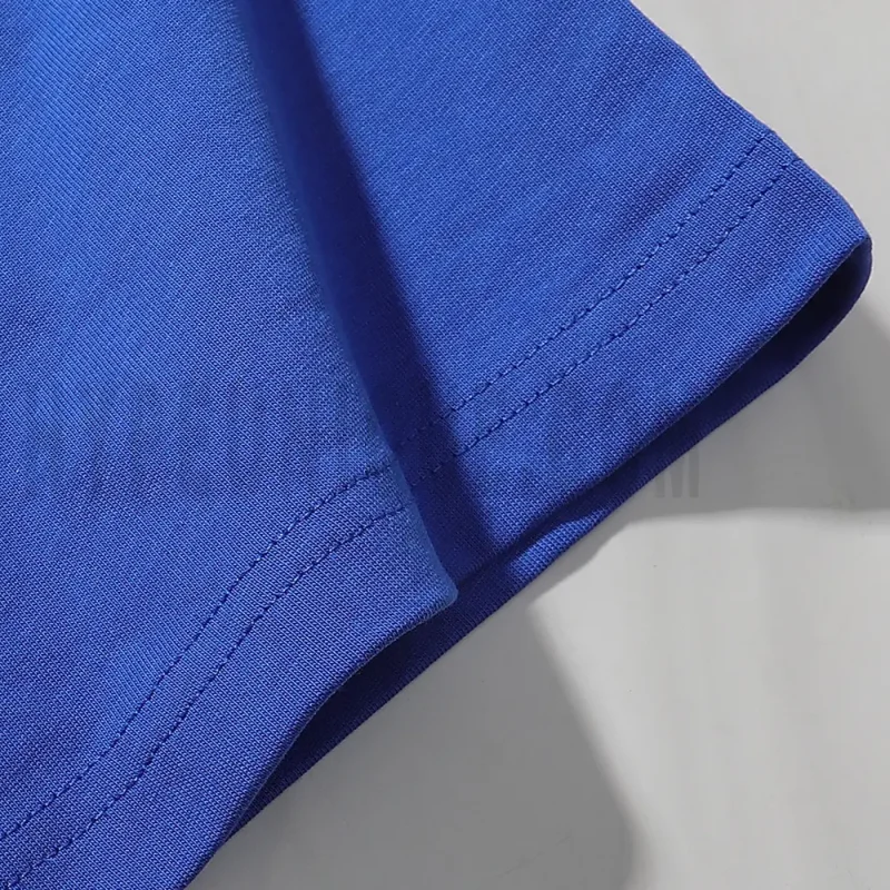 Precision cutting and sewing techniques in sleeve
