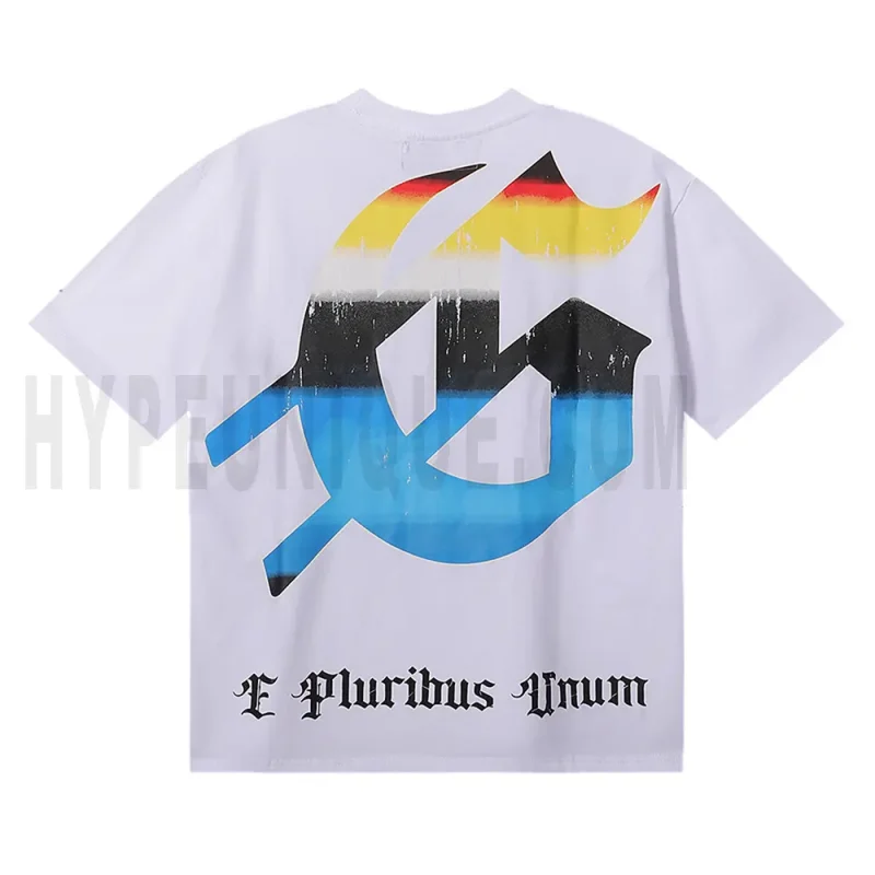 The back of the white clothes