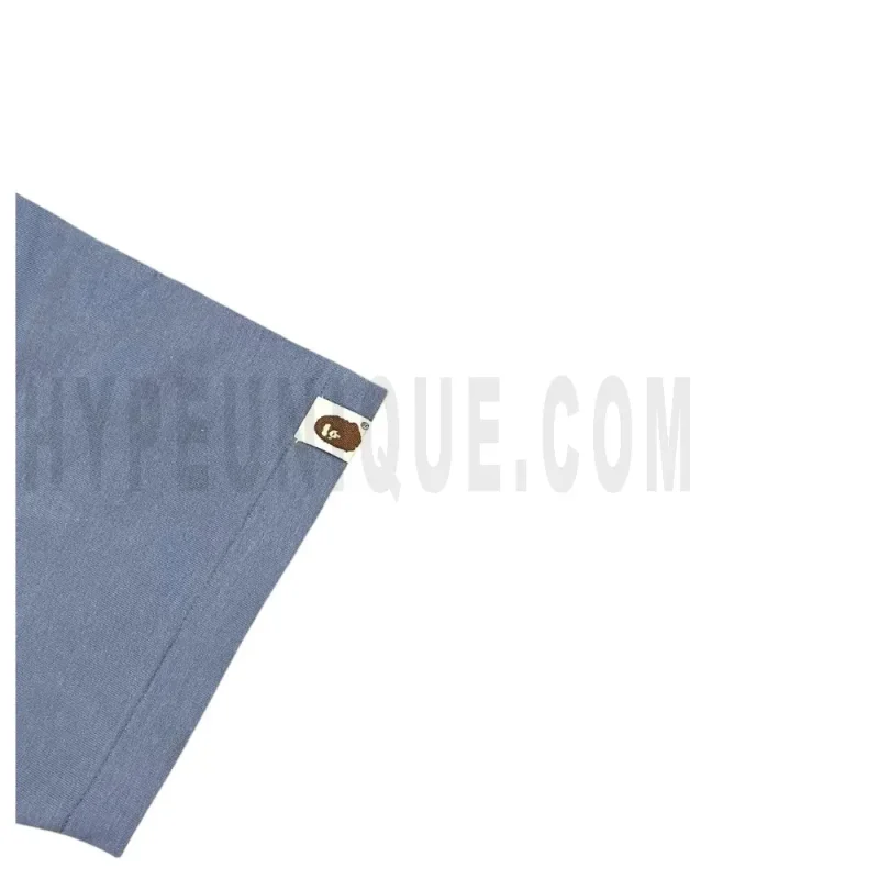 The sleeves of the blue clothes