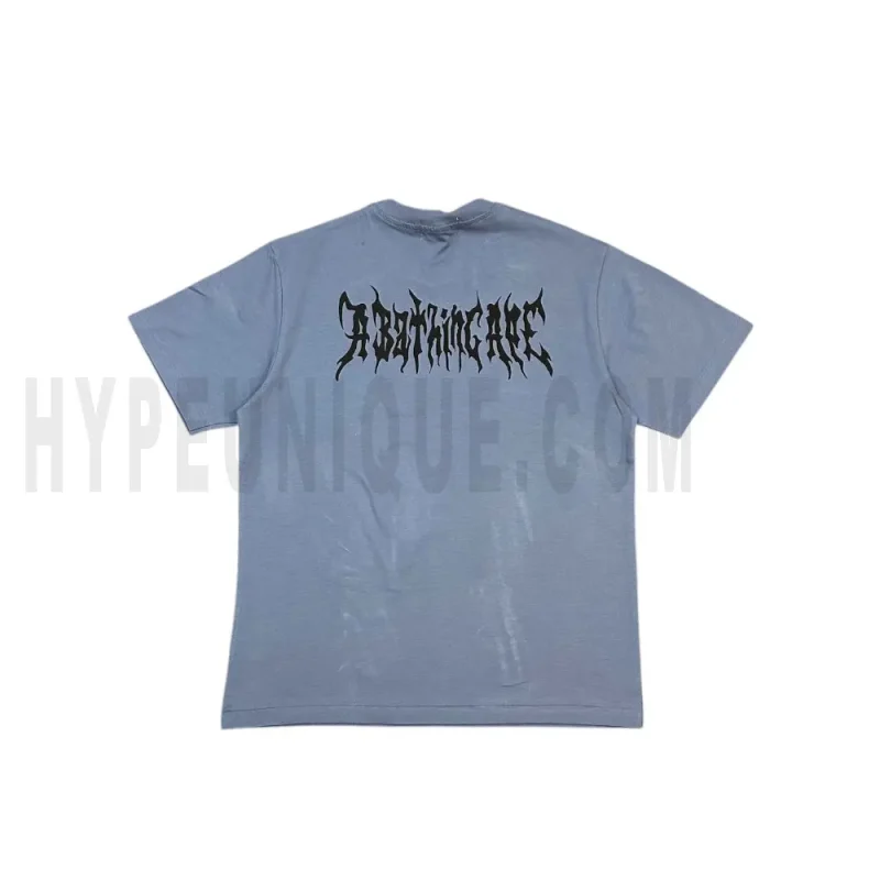 The back of the blue clothes