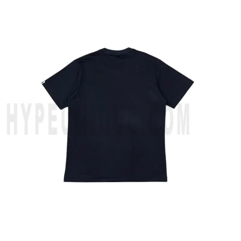 The back of the black clothes