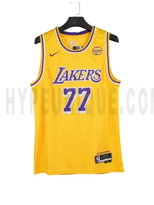 Dončić Icon Swingman Jersey