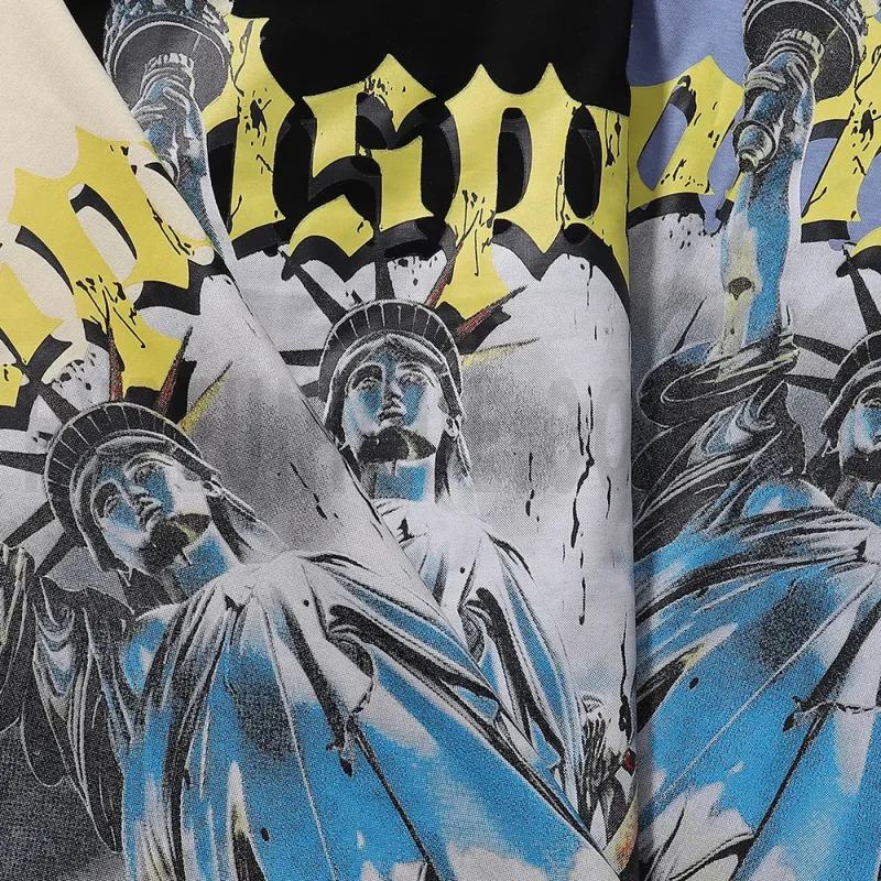 Mottled Letter Statue of Liberty Print T-Shirt