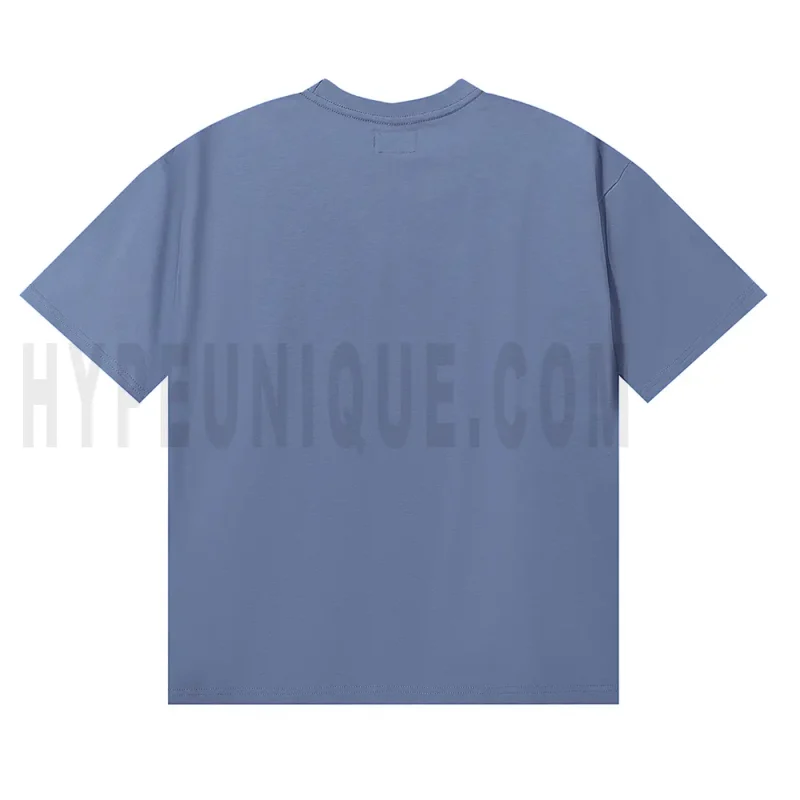The back of the blue clothes