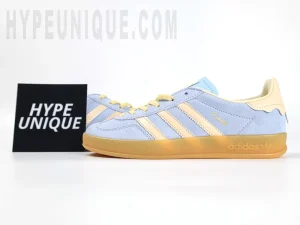 Gazelle Indoor Light Blue Yellow Gum