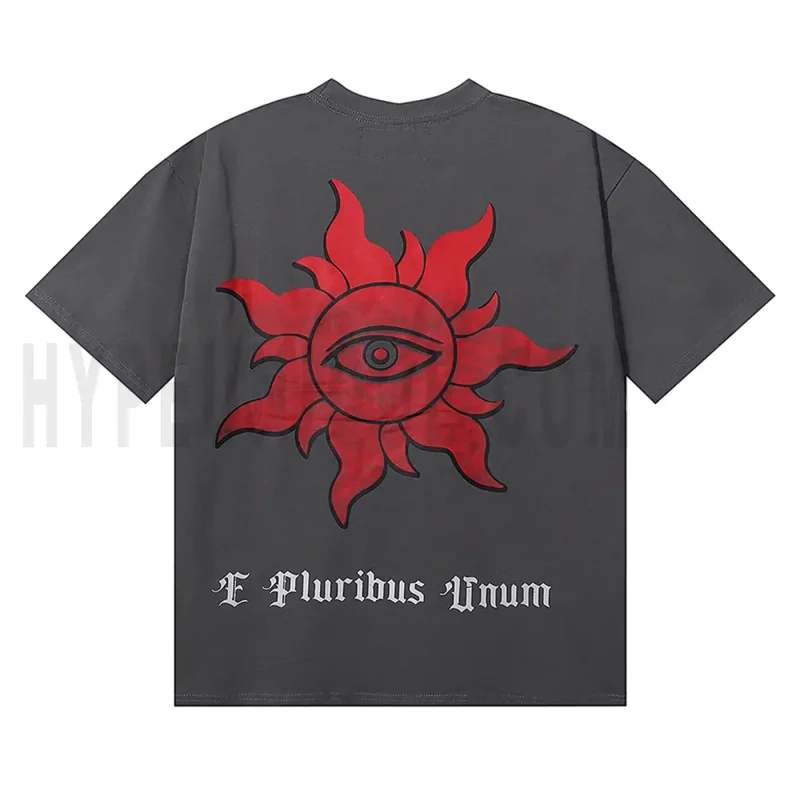 The back of the gray clothes