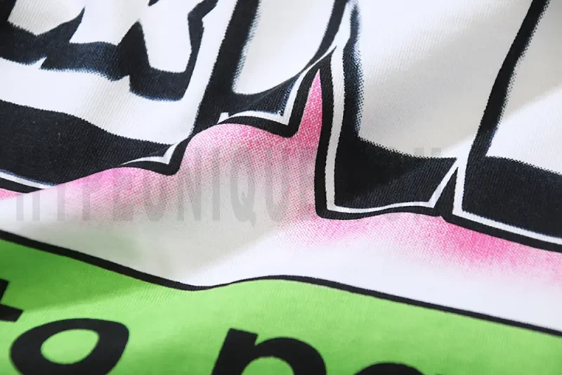 Eye-catching English print.