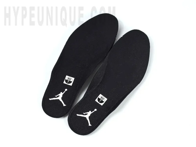 the black insole