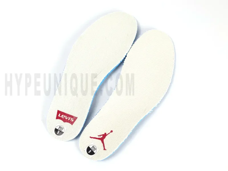 the white insole