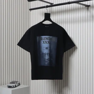 Lock Silhouette Logo Printed T-Shirt