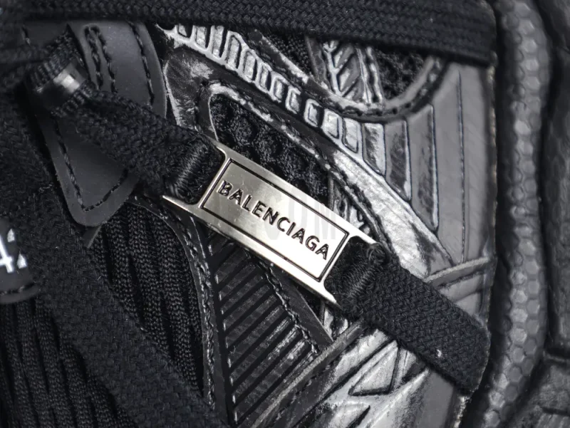 Metal Balenciaga logo