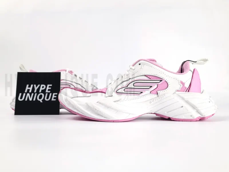 Monday Shoe in PInk/white
