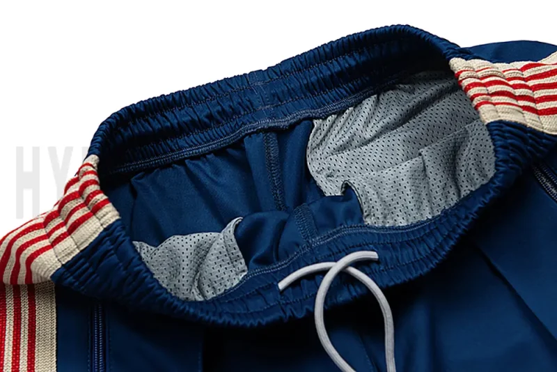Elastic waistband for easy adjustment.