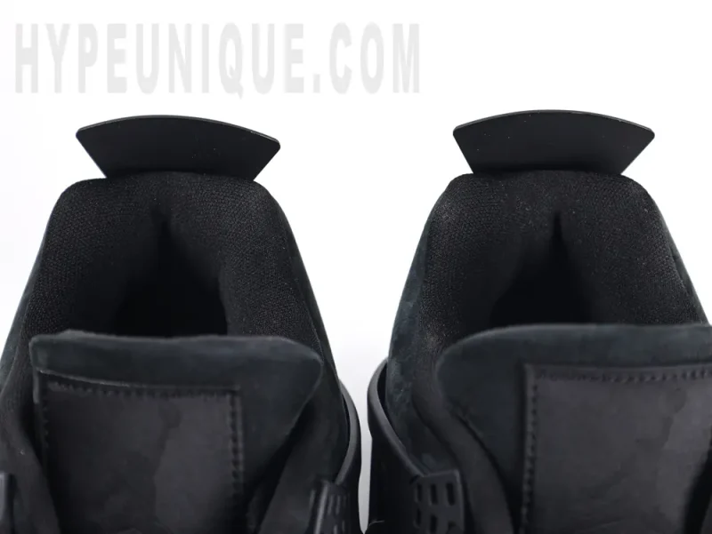 Black collar lining