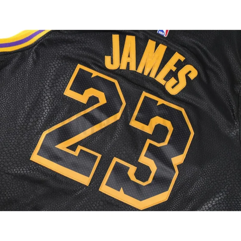 Close-up of the back print details.