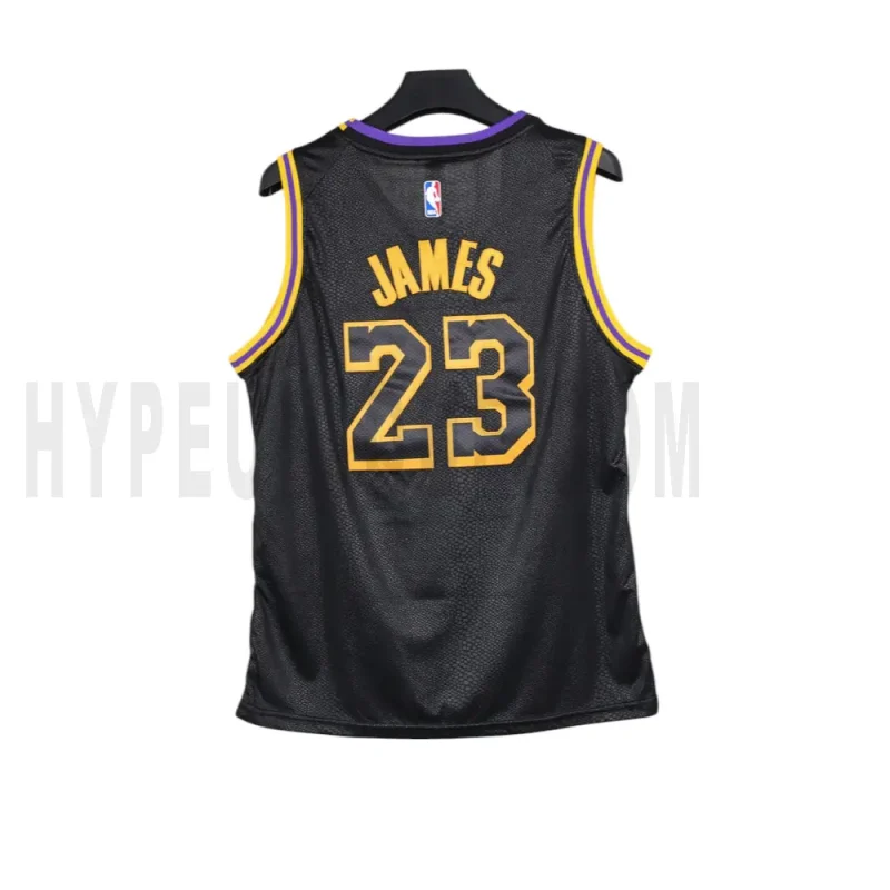 The back of the black clothes