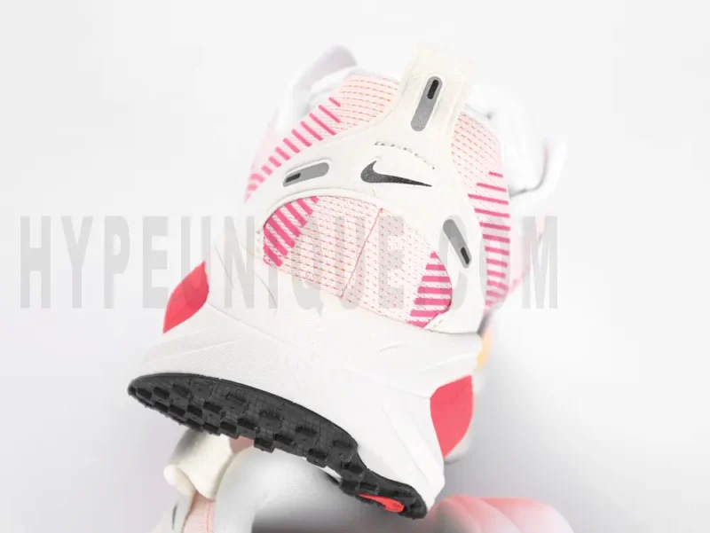 The white and pink heel of the Shoes
