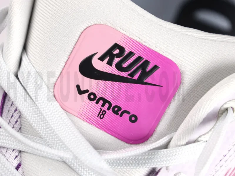 Brand logo on the tongue.