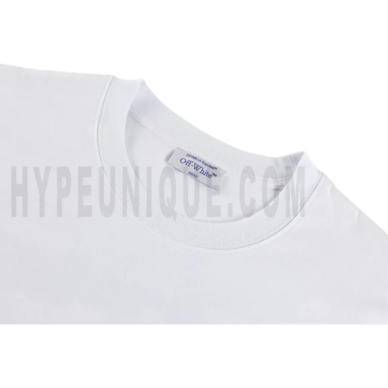 Round neckline