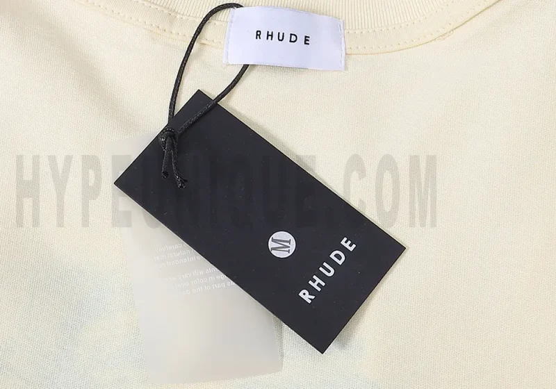 Sophisticated Yet Simple Label