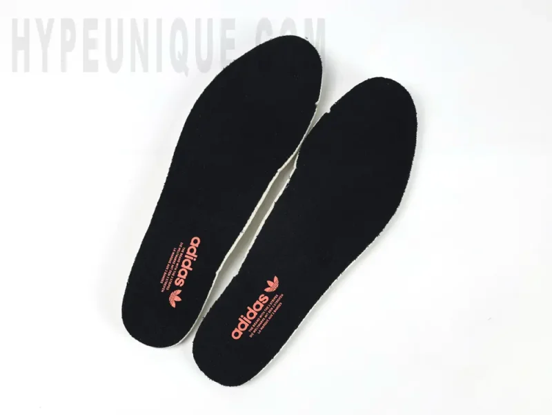 the black insole
