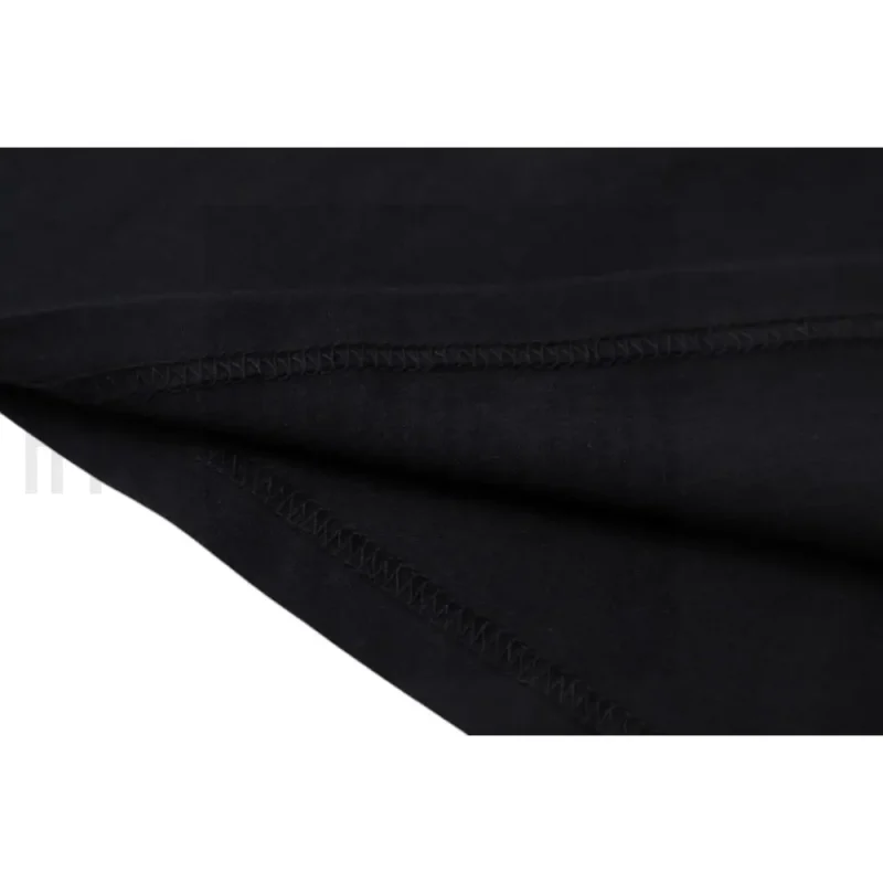 Expertly tailored from anti-crease luxury cotton