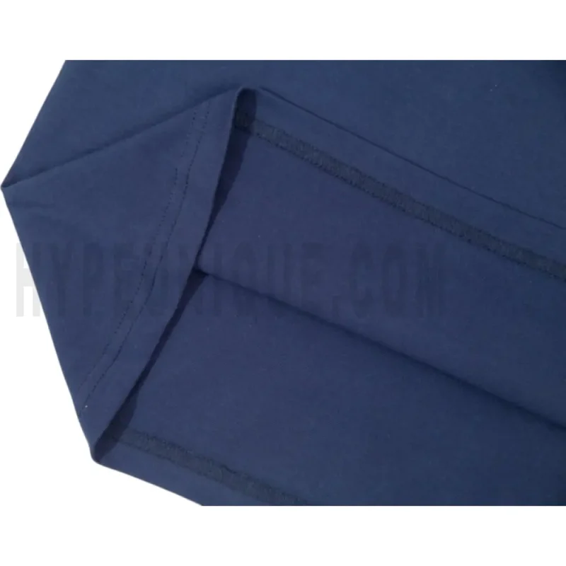 Expertly tailored from luxury anti-crease cotton fabric
