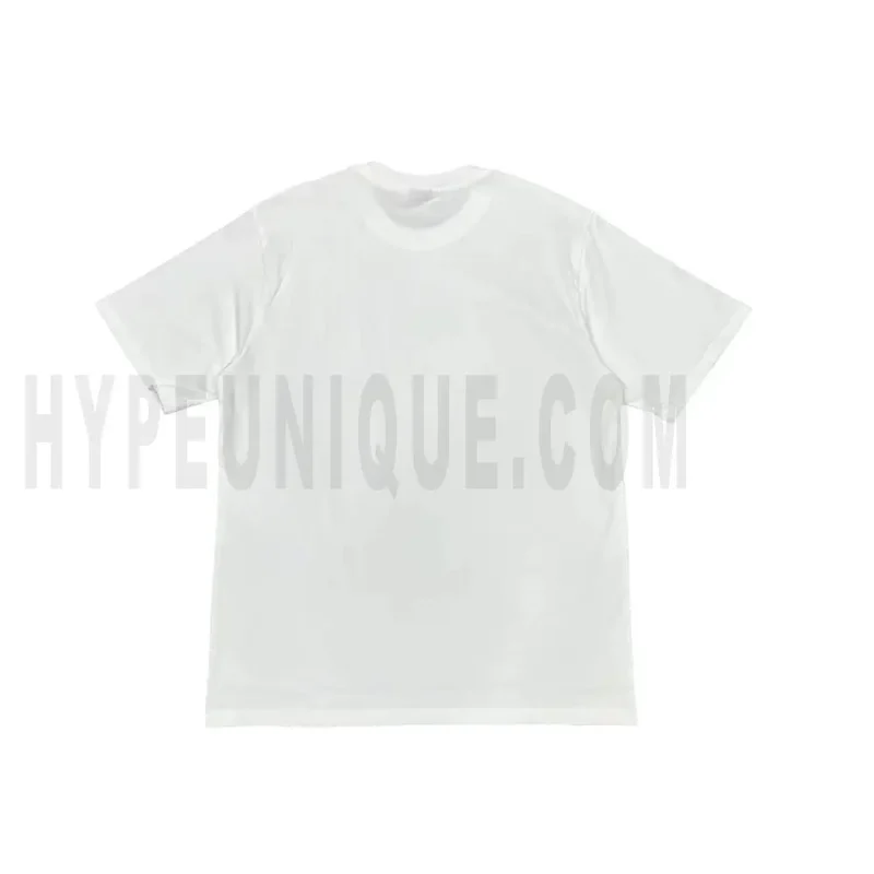 The back of the white clothes