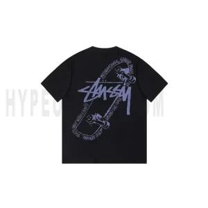 The back of the black clothes