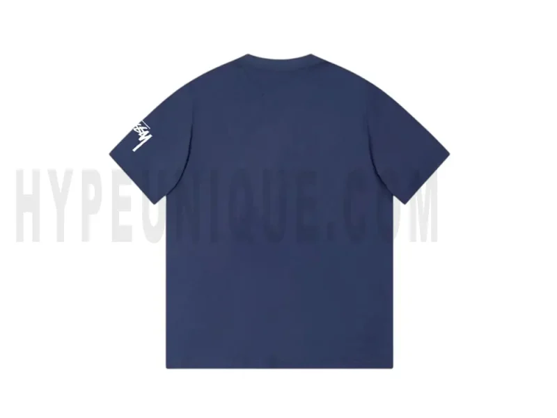 The back of the blue clothes