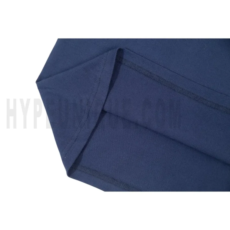 Sharp seams, stubbornly smooth