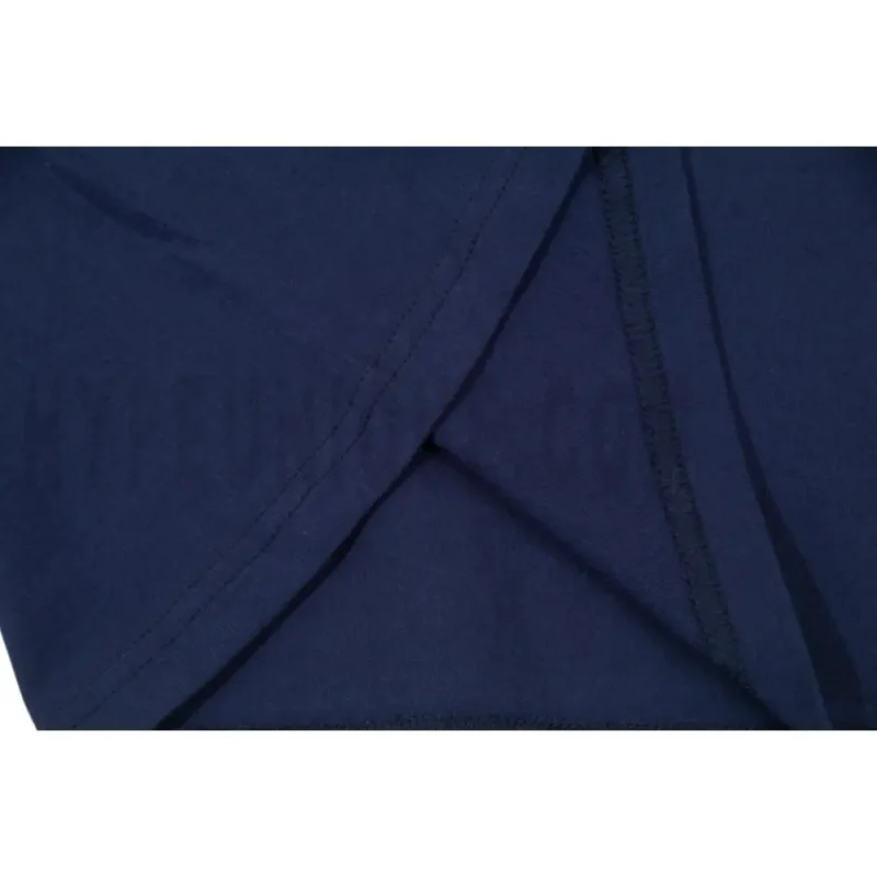 Expertly tailored from luxury anti-crease cotton fabric