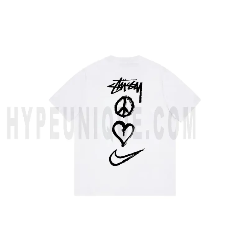 The back of the white clothes