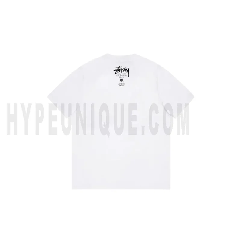 The back of the white clothes