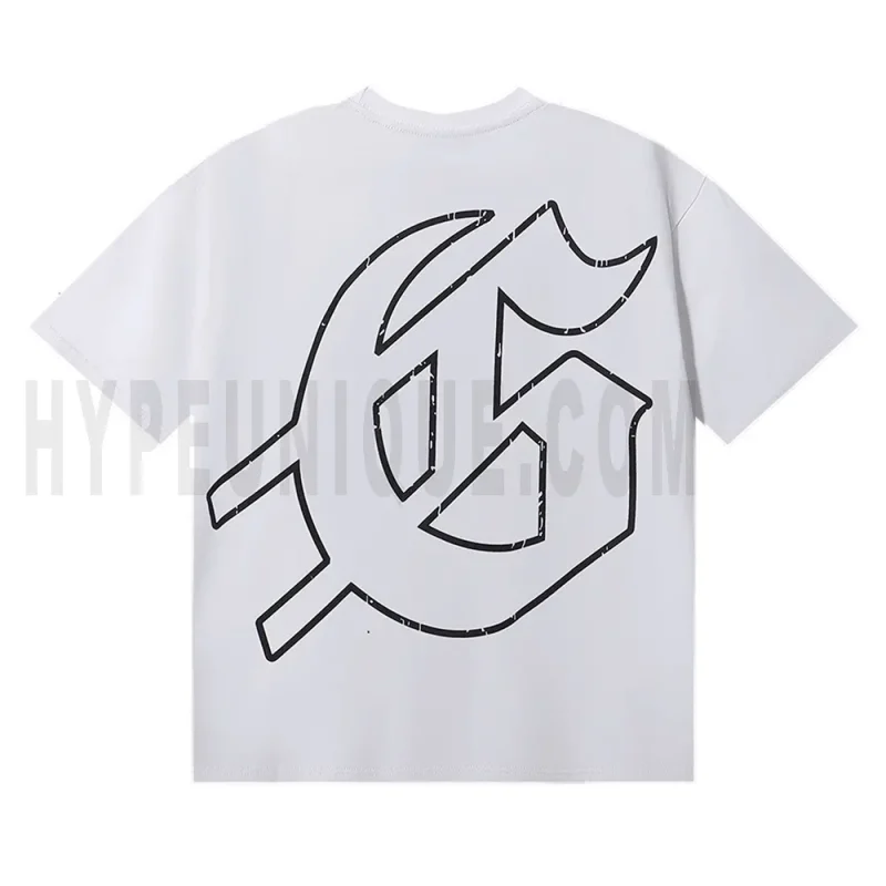 The back of the white clothes