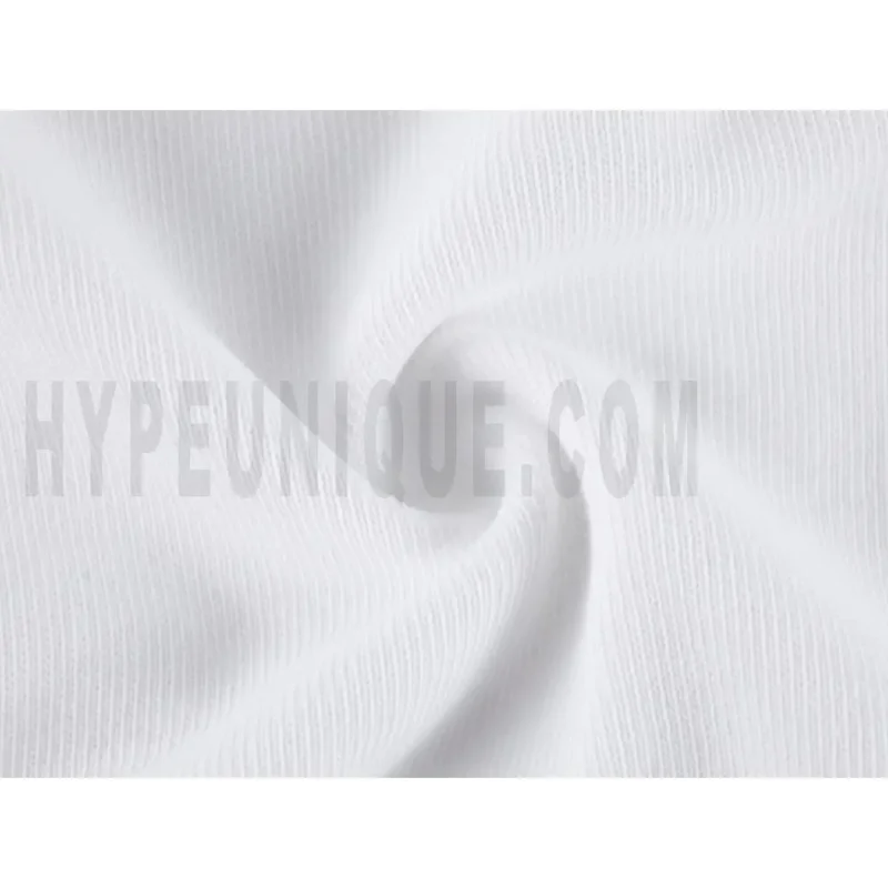 Precision-cut with wrinkle-resistant soft fabric.
