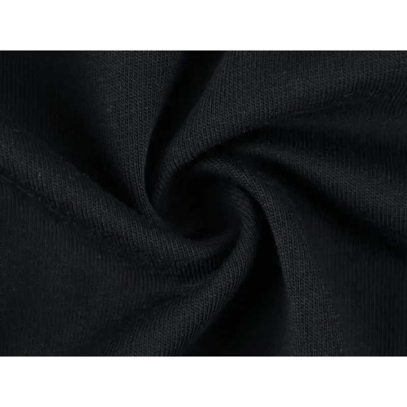 Precision-cut with wrinkle-resistant soft fabric.
