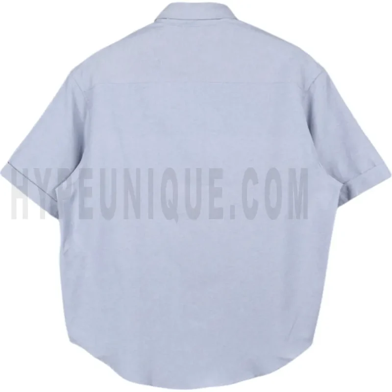 The back of the blue clothes